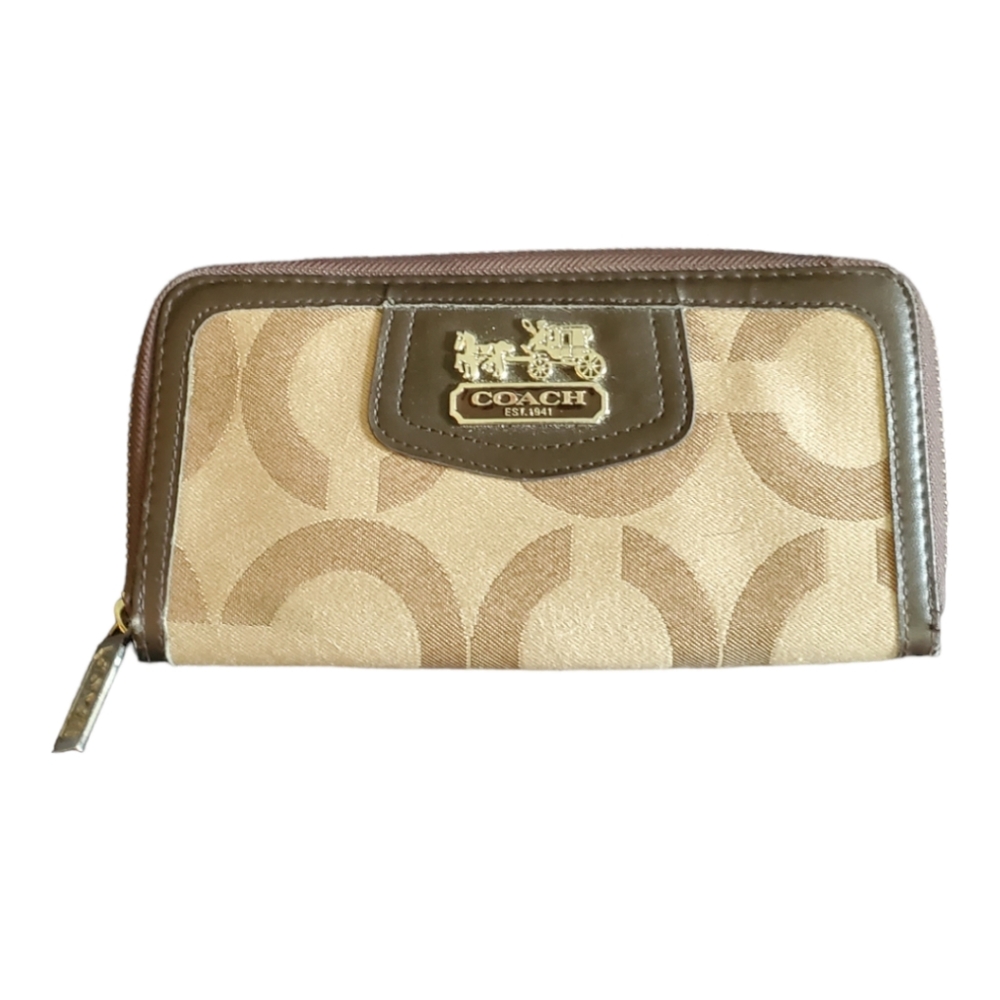 Coach women's wallet